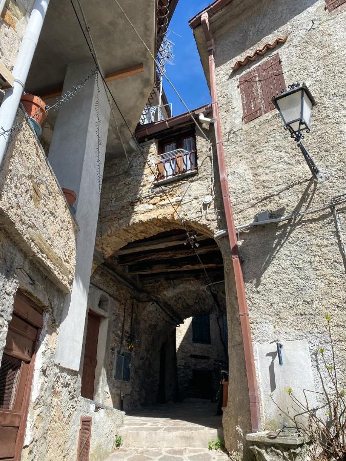 La Dimora Della Strega Appartement Glori Buitenkant foto
